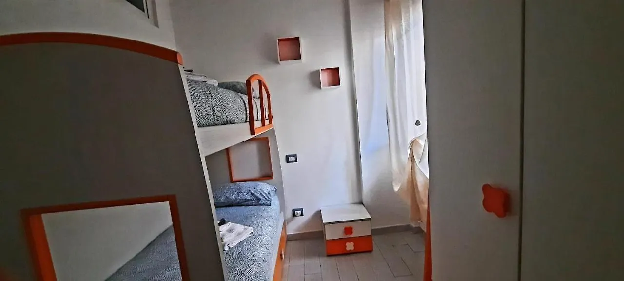 Casa Vacanze Mary Carrara